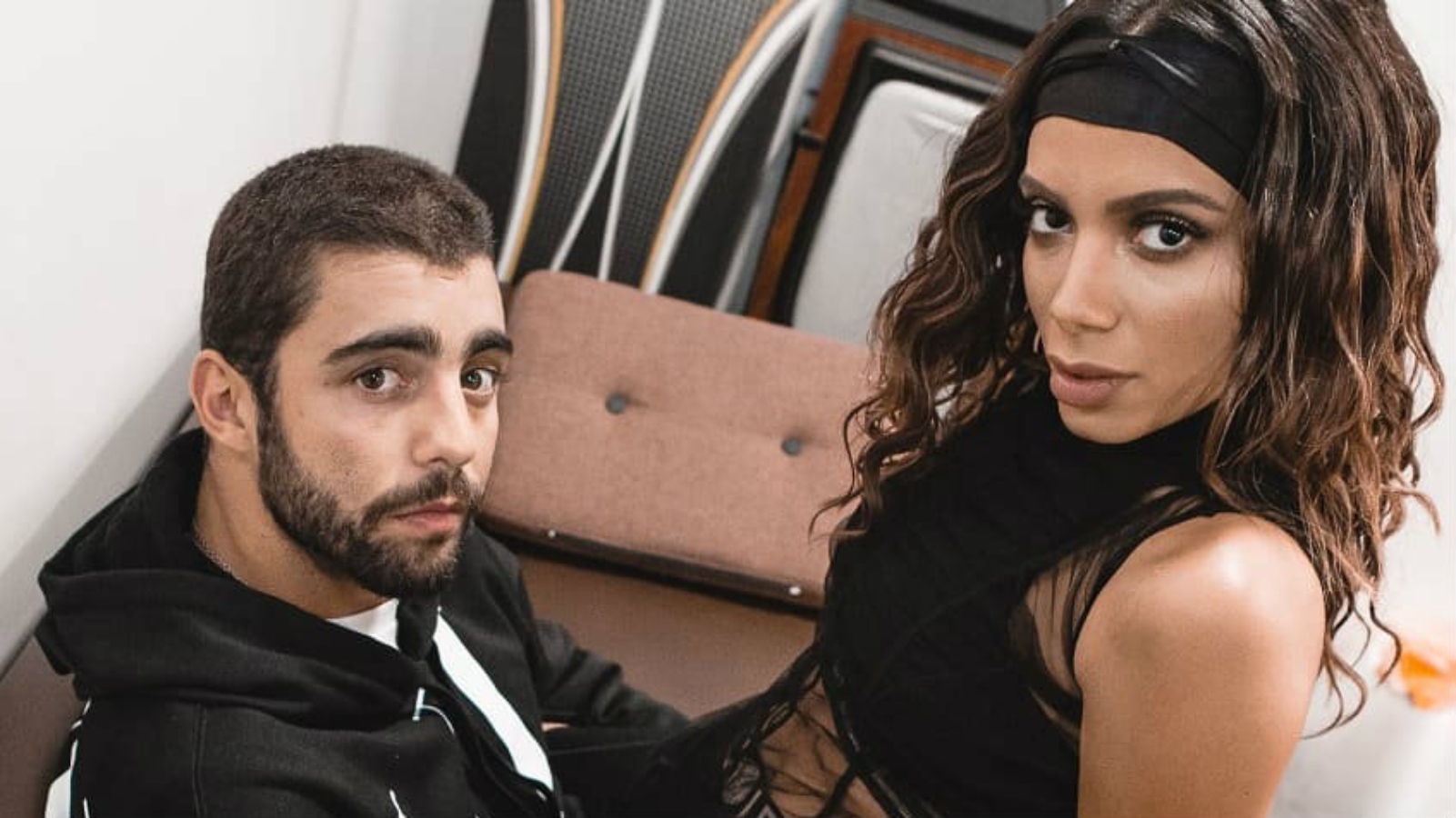 Anitta e Pedro Scooby estão dando um tempo; término não é definitivo