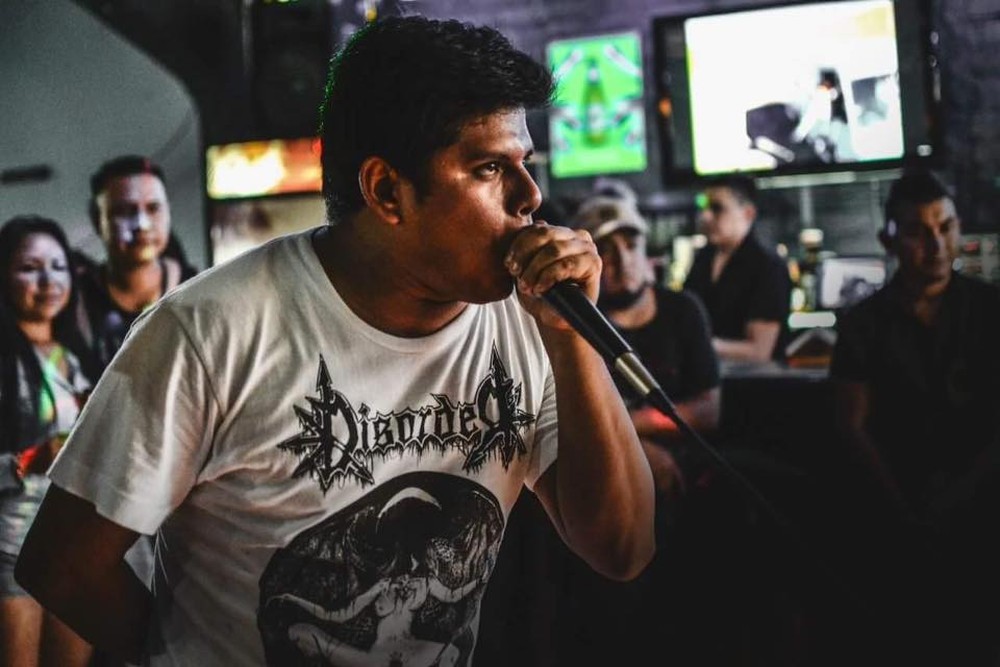 Vocalista de banda de metal Apes of God é morto a tiros durante show em El Salvador