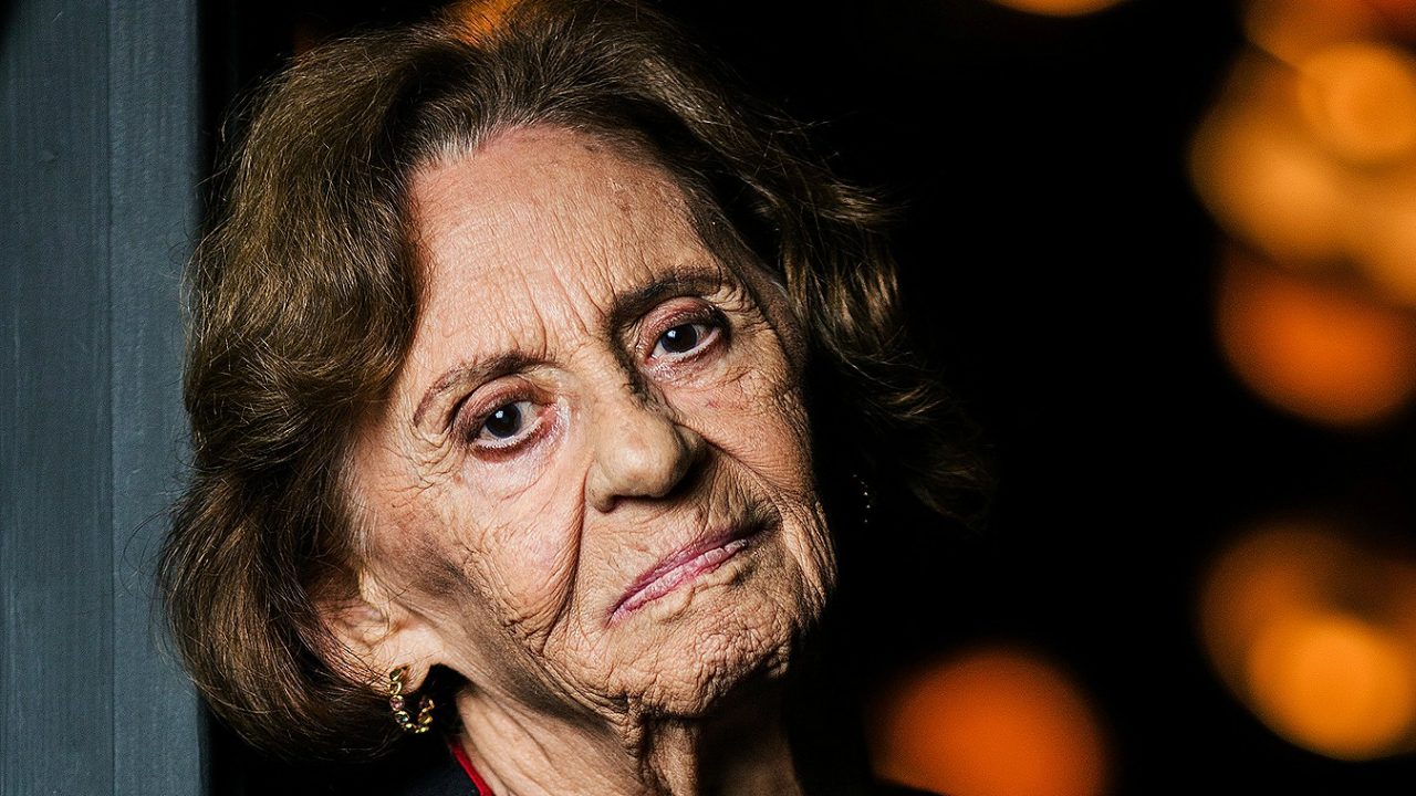 Aos 91 anos, Laura Cardoso afirma: “Nunca que quero me aposentar e fazer tricô”