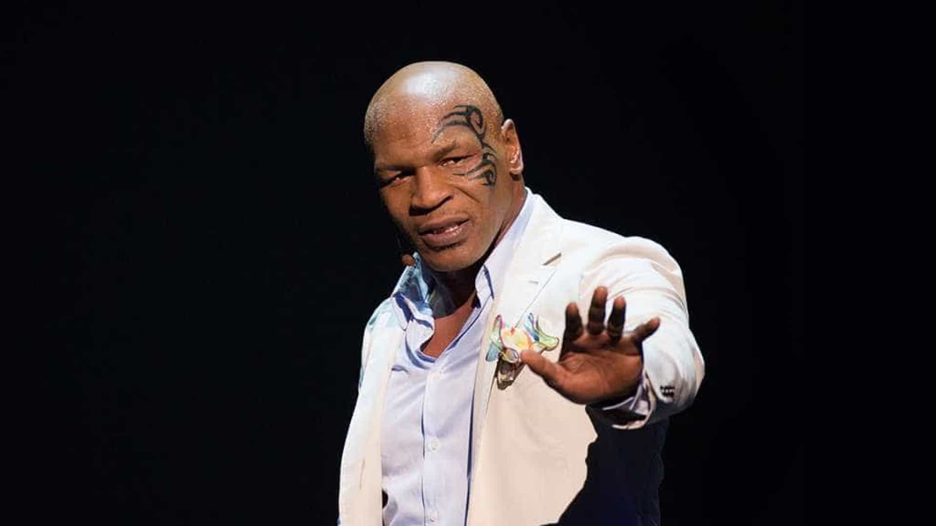 Mike Tyson revela que fuma mais de R$ 150 mil de maconha por mês