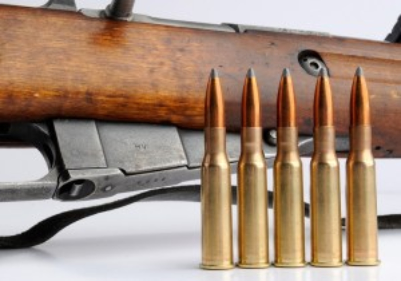 Fuzil grosso calibre, de uso exclusivo militar, é apreendido na fronteira