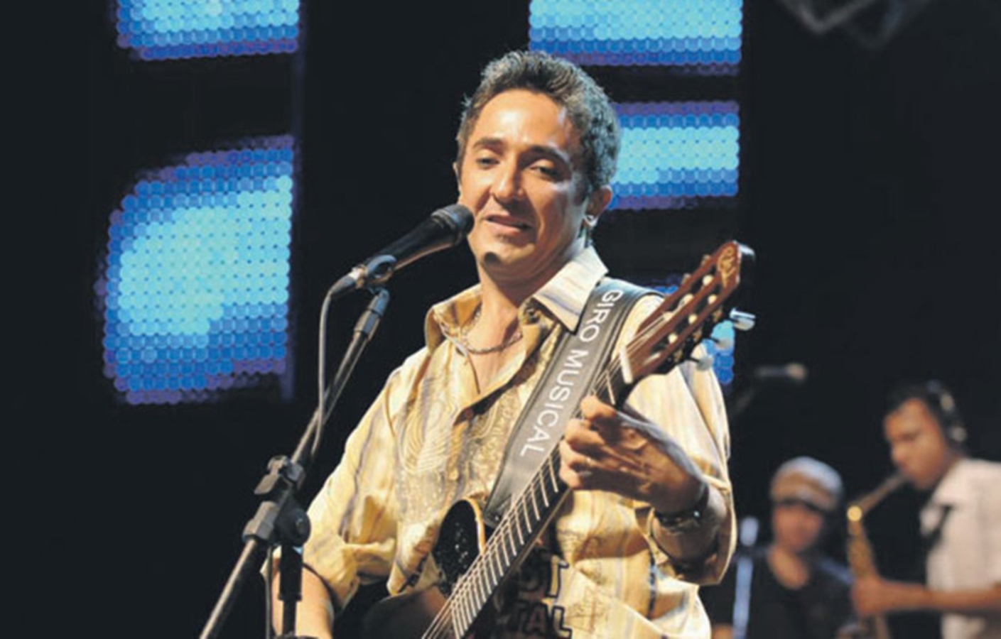 Tom Cleber vem a Rio Branco para realizar show especial na AABB