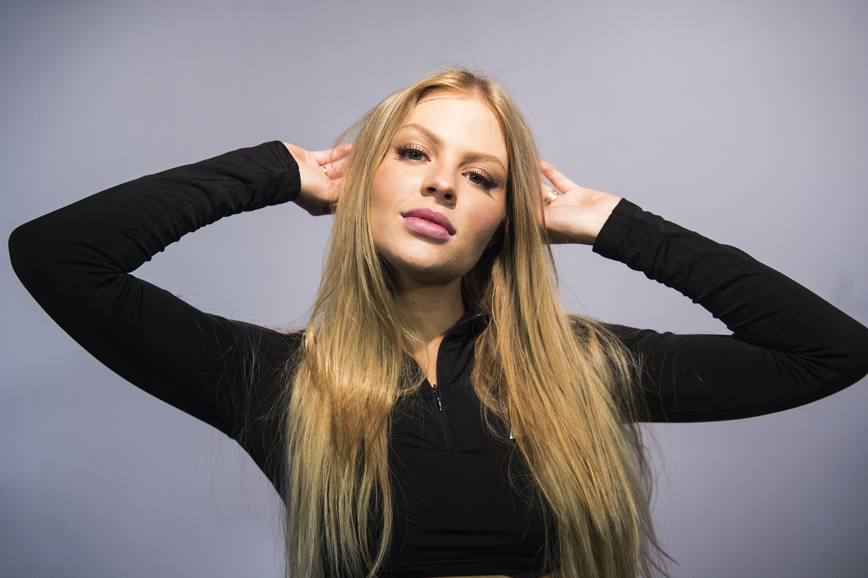 Luísa revela crush em famoso e afirma: “Já transei numa construção”