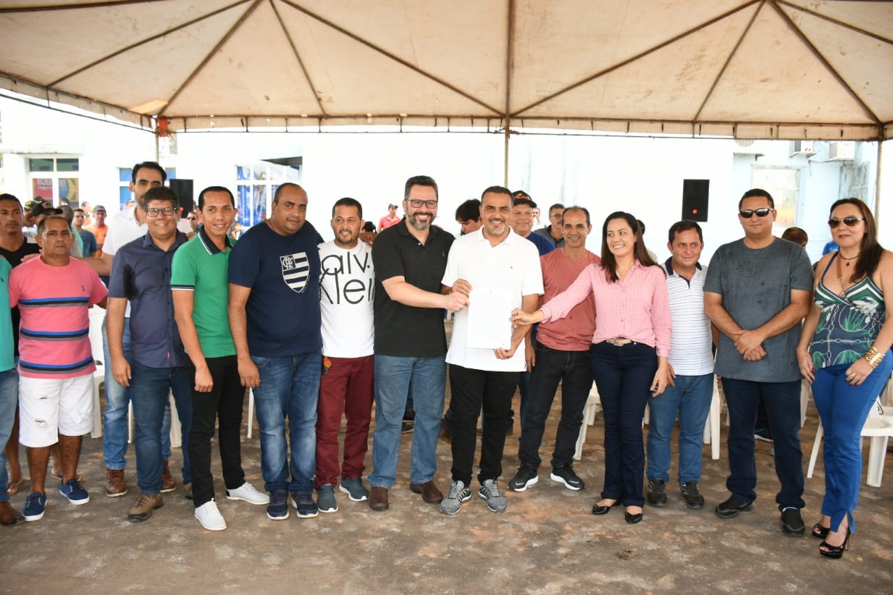 Ilderlei lança Operação Verão em Cruzeiro do Sul e assina contrato de aluguel das máquinas