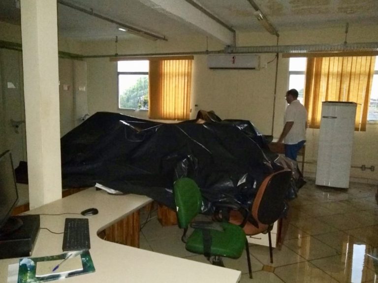 Saiba quais órgãos do governo suspenderam atendimentos após vendaval