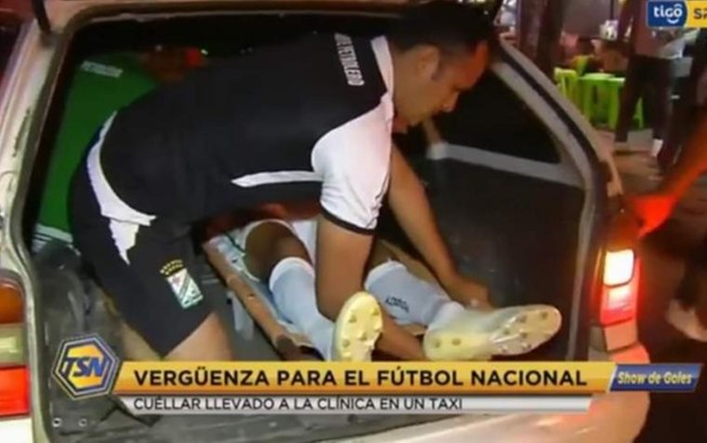 “Vergonha!” Jogador é levado para o hospital no porta-malas de táxi