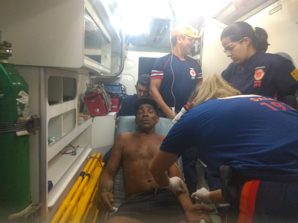 “Cabecita” é esfaqueado após bebedeira entre ‘amigos’ em Rio Branco