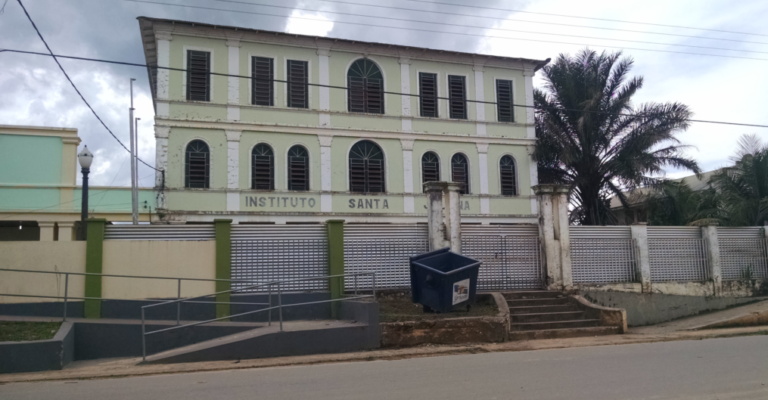 Secretário de Educação anuncia revitalização do Instituto Santa Juliana em Sena