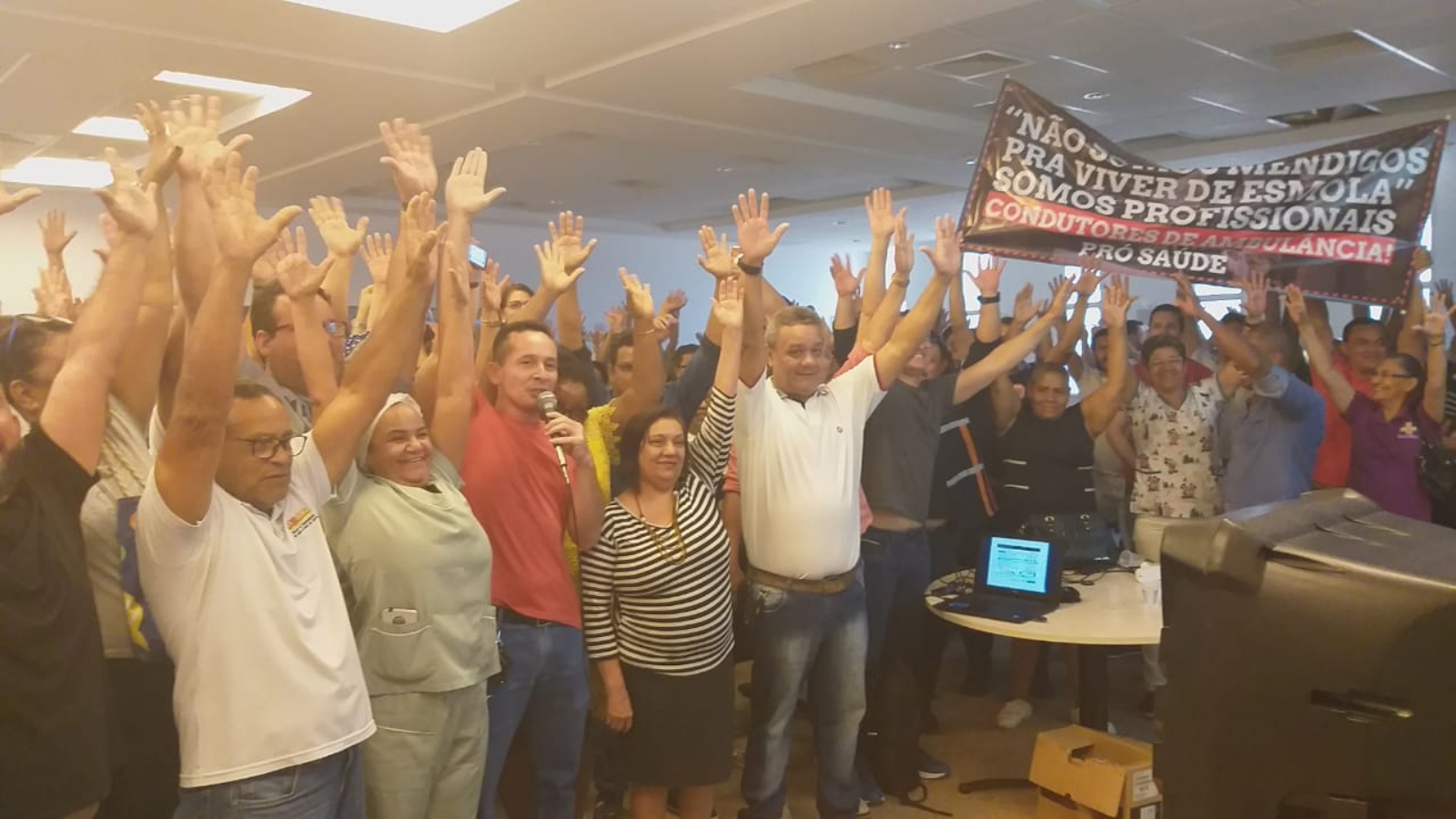 Servidores da saúde anunciam greve a partir da próxima terça e ameaçam invadir a Sesacre