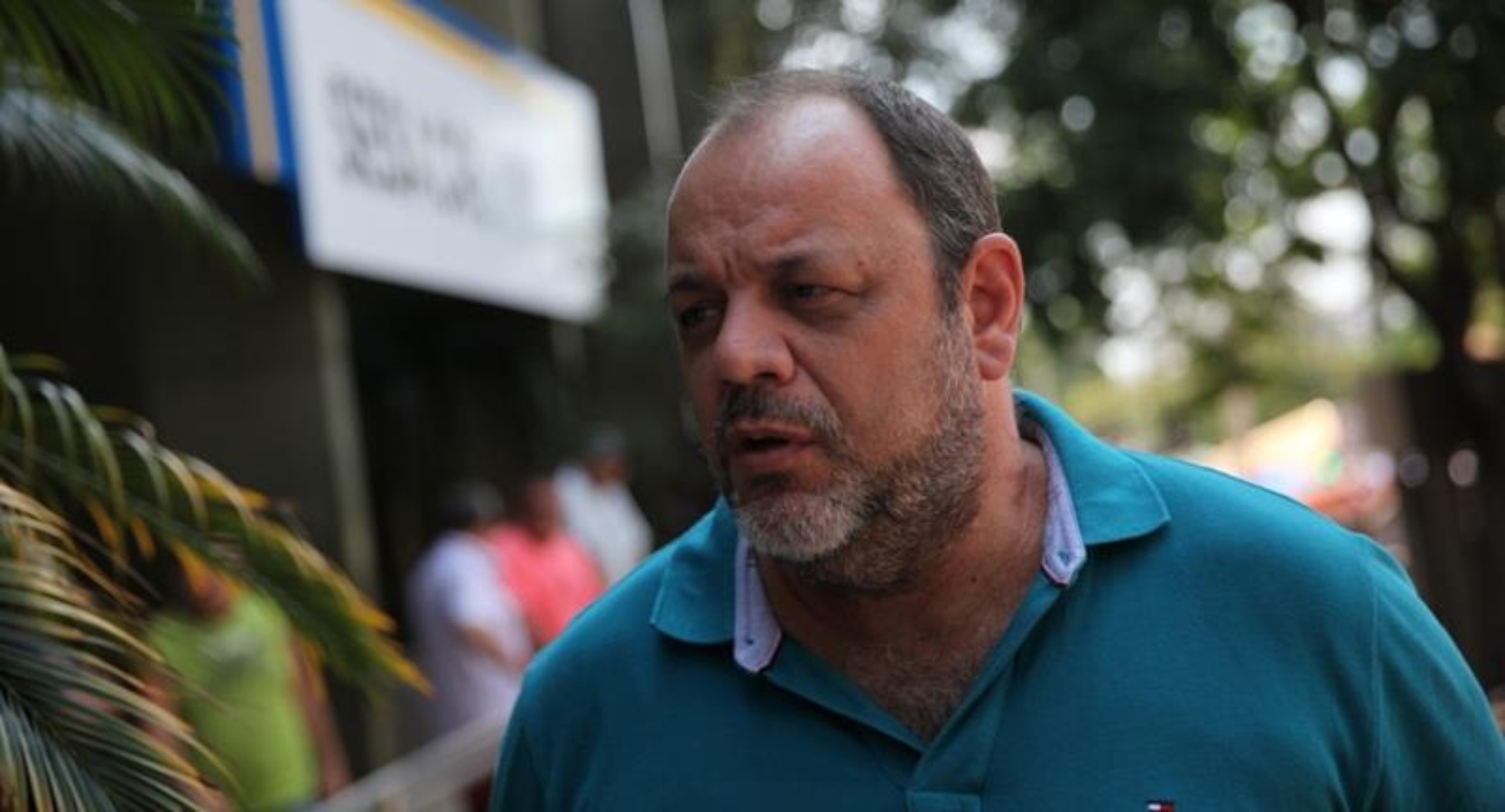 Comando de greve exige exoneração de coronel como parte da negociação