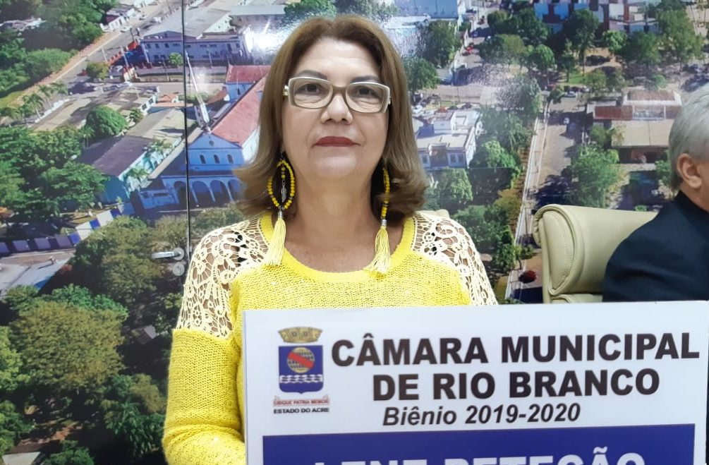 Vereadora diz que maioria da população sofre de depressão: “já consegui salvar meu filho”