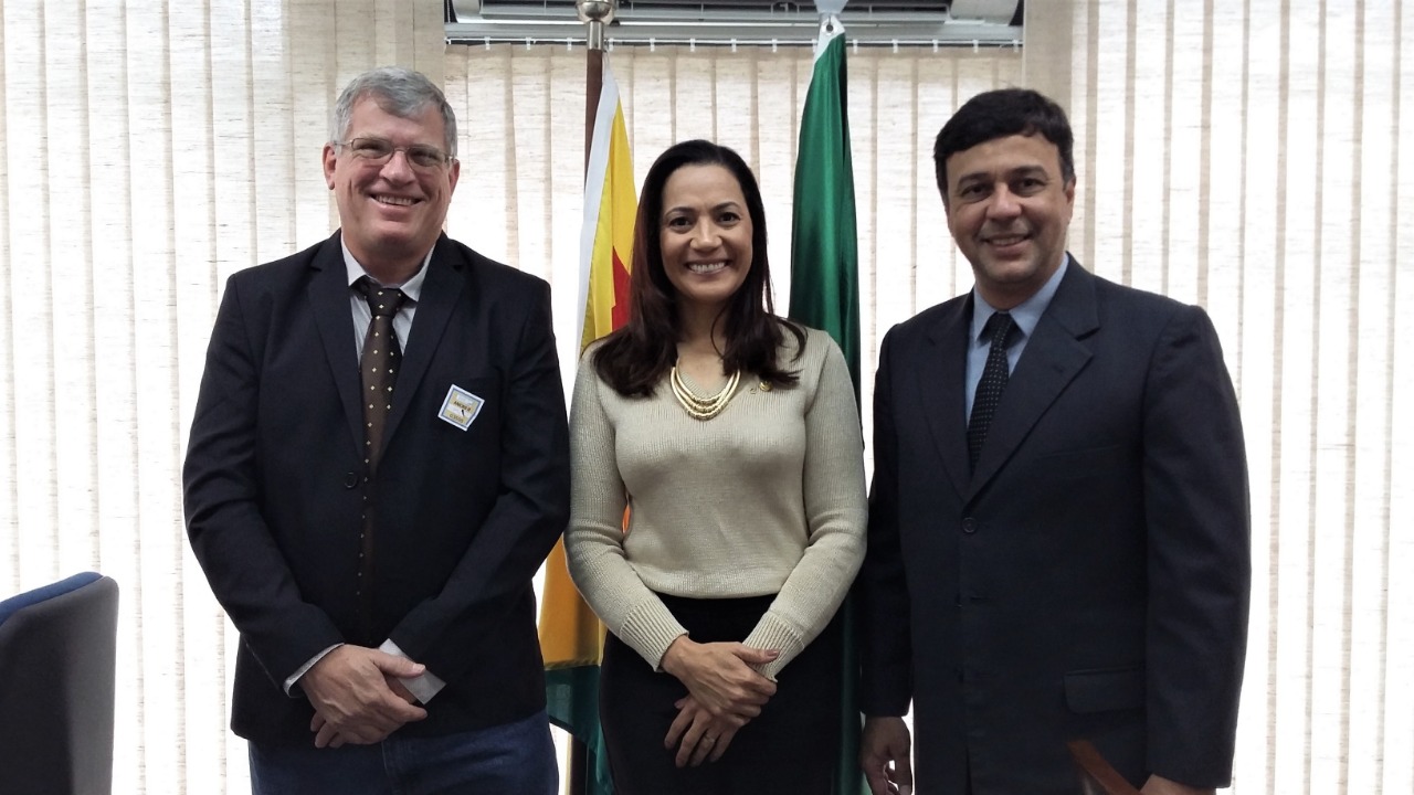 Secretário Paulo Wadt e senadora Mailza alinham ações conjuntas em favor do Estado