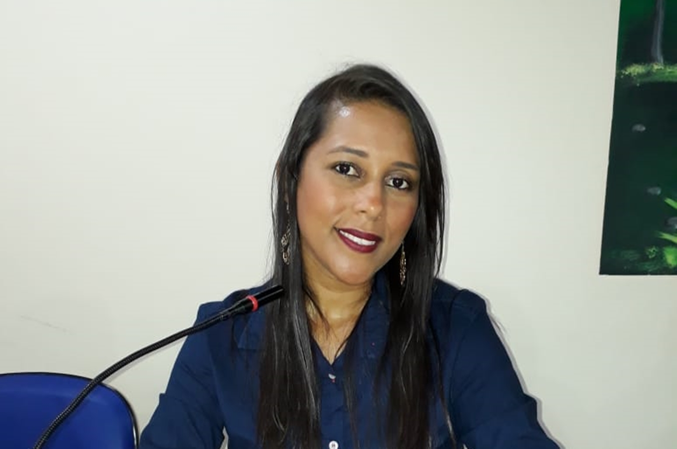Vereadora diz que não teme prefeito e que “CPI do laranjal” vai continuar