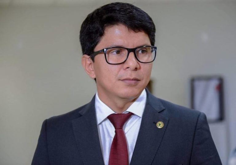 Jenilson diz que LDO deve ser aprovada e destaca negociações com sindicatos