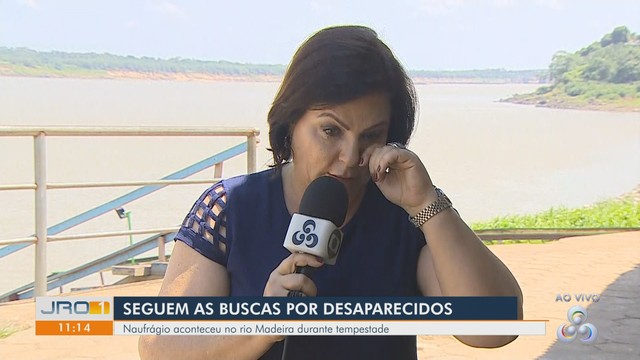 Repórter chora ao falar de cinegrafista que desapareceu em naufrágio no Rio Madeira