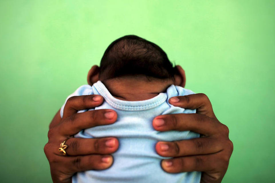 Governo federal concede pensão vitalícia para crianças com microcefalia