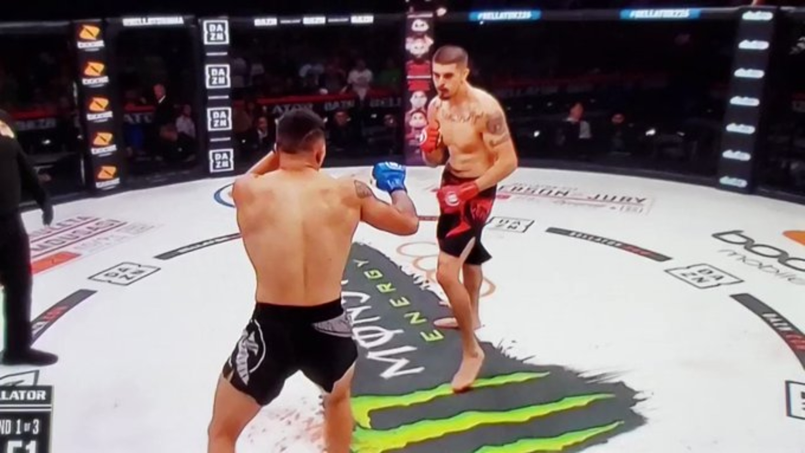 Vídeo: atleta quebra a perna em luta igual Anderson Silva