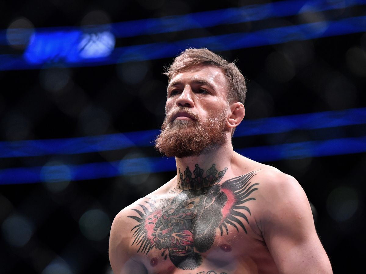 Em coletiva na Rússia, Conor McGregor anuncia que lutará no dia 18 de janeiro, em Las Vegas