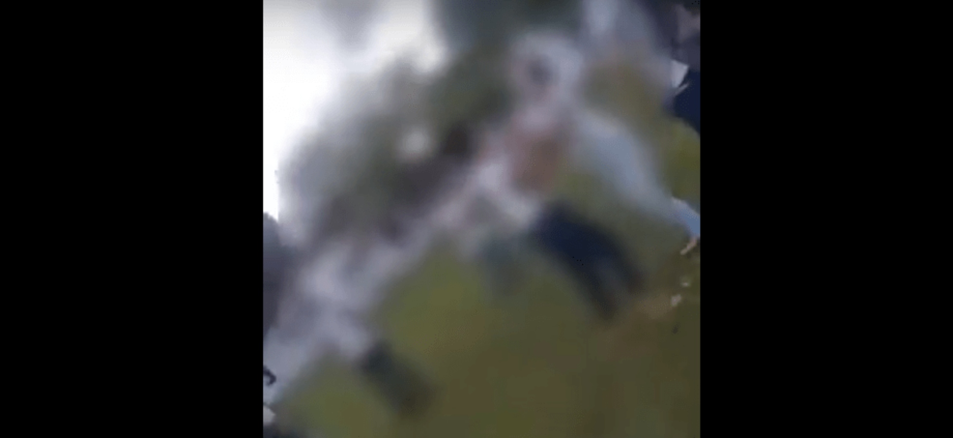 Vídeo mostra alunas brigando em frente a escola pública de Cruzeiro do Sul