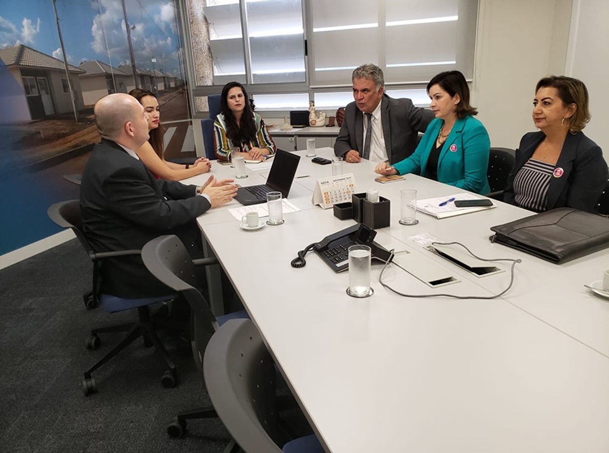 Em Brasília, prefeita Socorro Neri garante recursos para Rio Branco