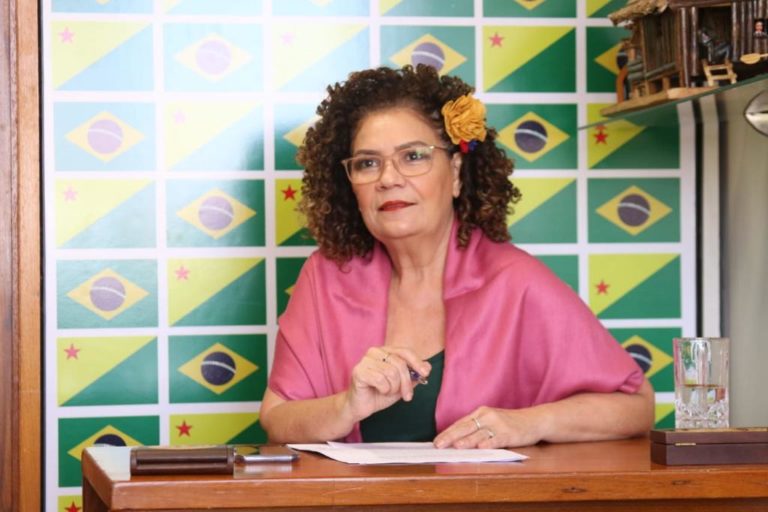 Perpétua Almeida vai destinar metade das suas emendas para a saúde da mulher