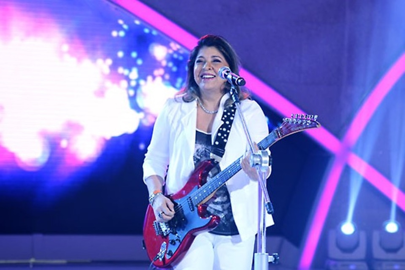 Roberta Miranda diz que segurança de Gusttavo Lima a maltratou