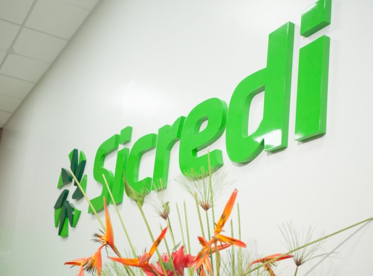 Sicredi lança edital de fundo social no AC e AM para ajudar entidades sem fins lucrativos