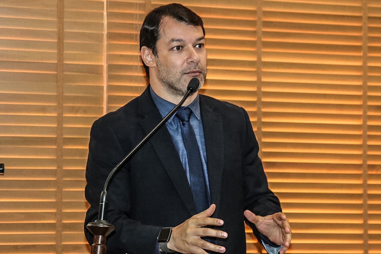 Deputado apresenta anteprojeto que reduz ICMS na conta de luz dos acreanos