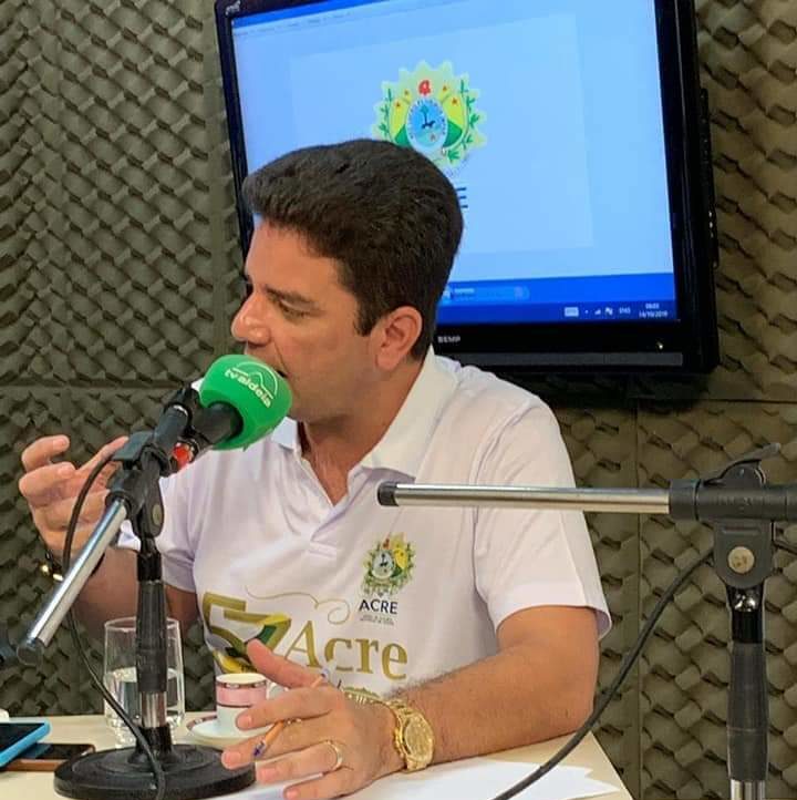 Gladson diz que pretende baixar o ICMS da energia elétrica de famílias de baixa renda