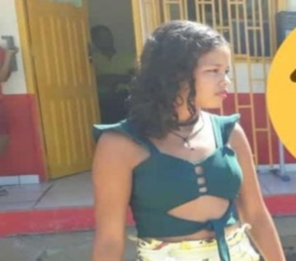 Adolescente de 13 anos morre após ser atingida por raio no interior do Acre