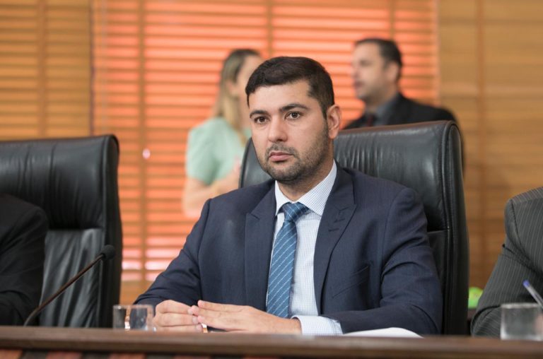 “Todo debate político é válido desde que o respeito prevaleça” diz Nicolau sobre PL da LDO