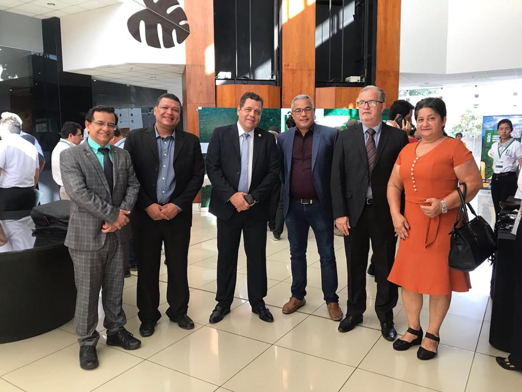 Comitiva acreana vai ao Peru discutir integração entre Cruzeiro do Sul e Pucallpa