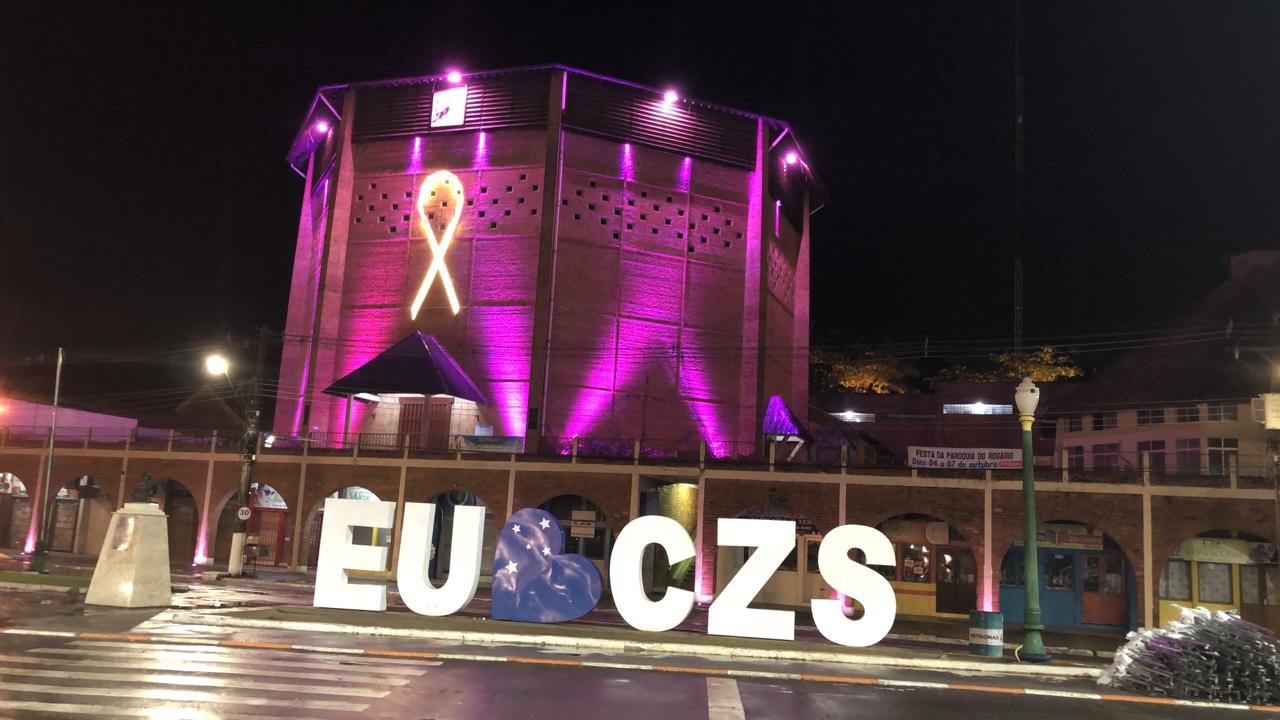 Prefeitura de Cruzeiro do Sul mostra seu apoio em alusão a Outubro Rosa