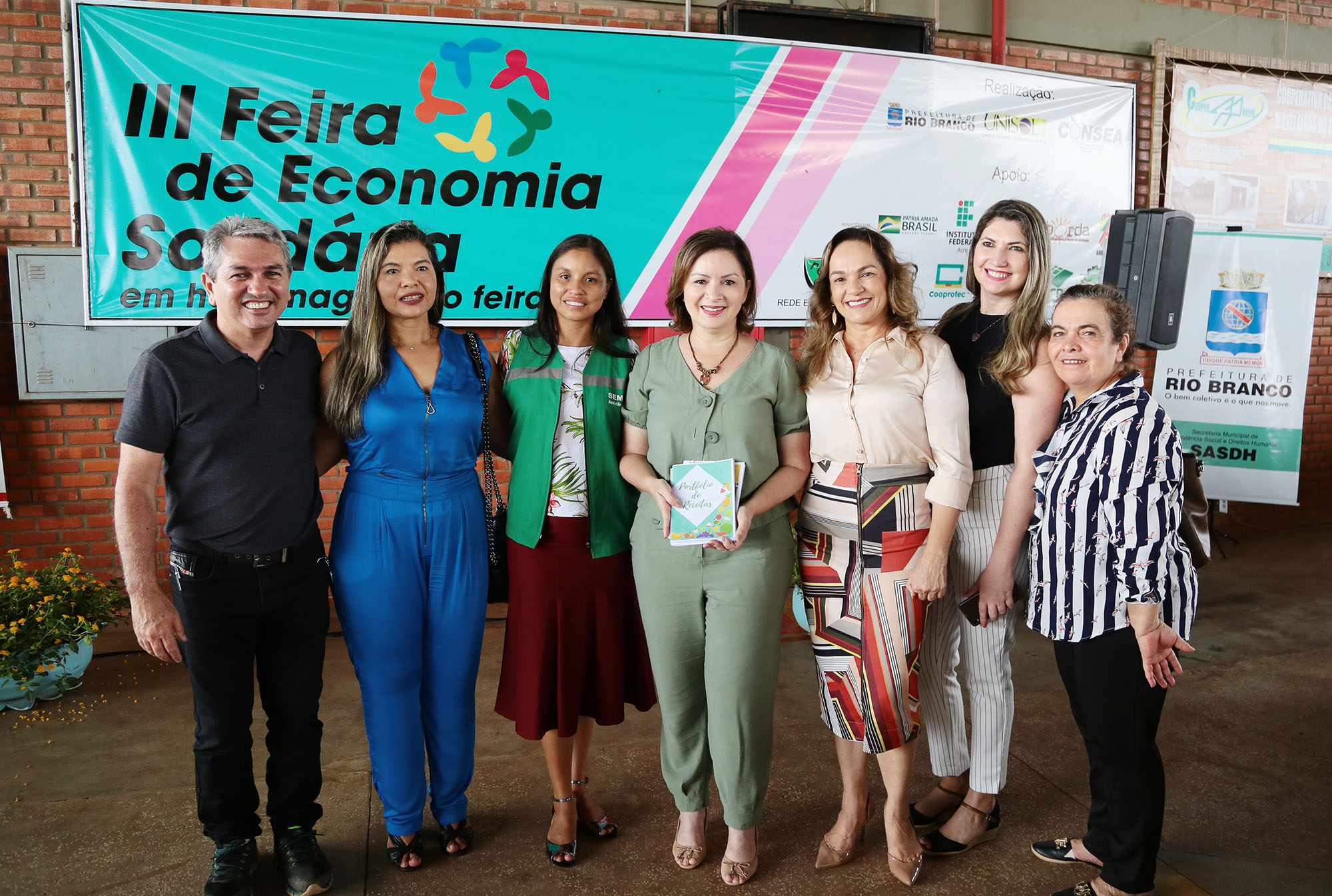 Prefeita Socorro Neri abre 3ª Feira da Economia Solidária na Ceasa