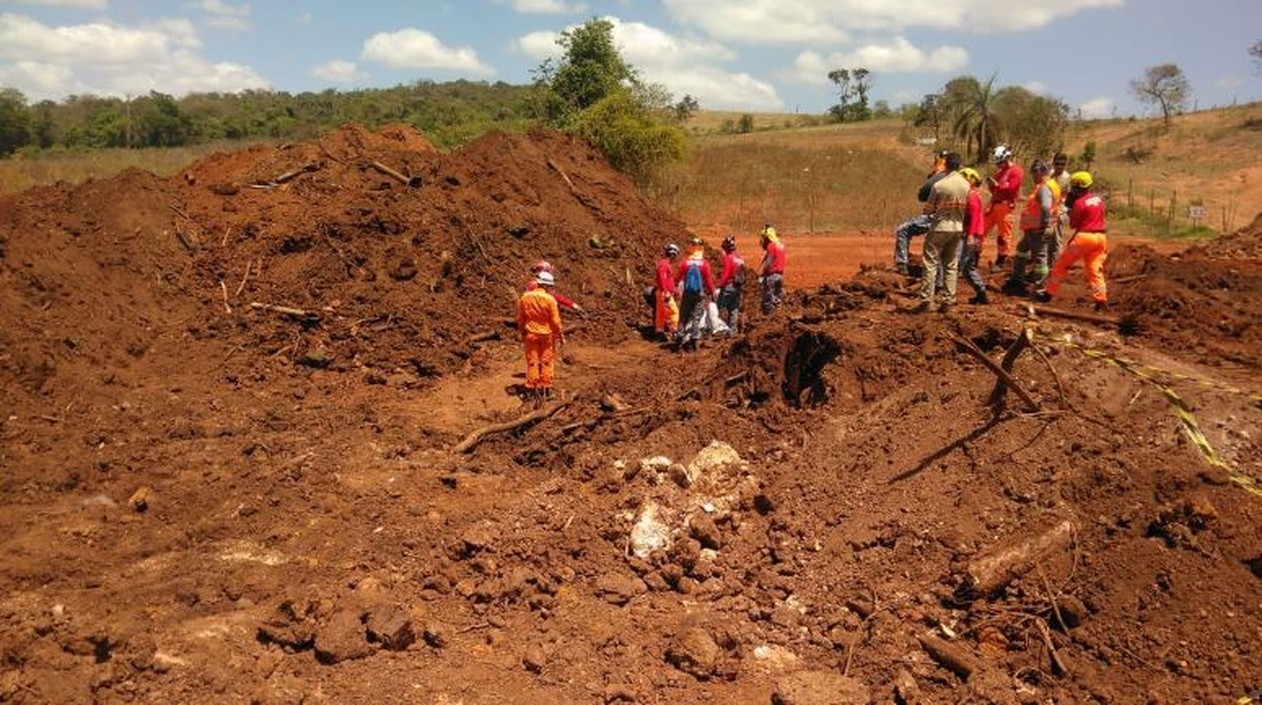 Quase 10 meses após tragédia, corpo íntegro é encontradona lama de Brumadinho