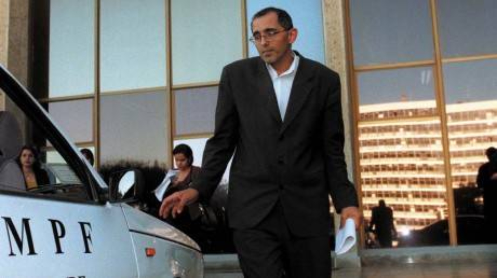 Ex-procurador no AC, conhecido caçador de corruptos, critica Lula, Moro e Bolsonaro