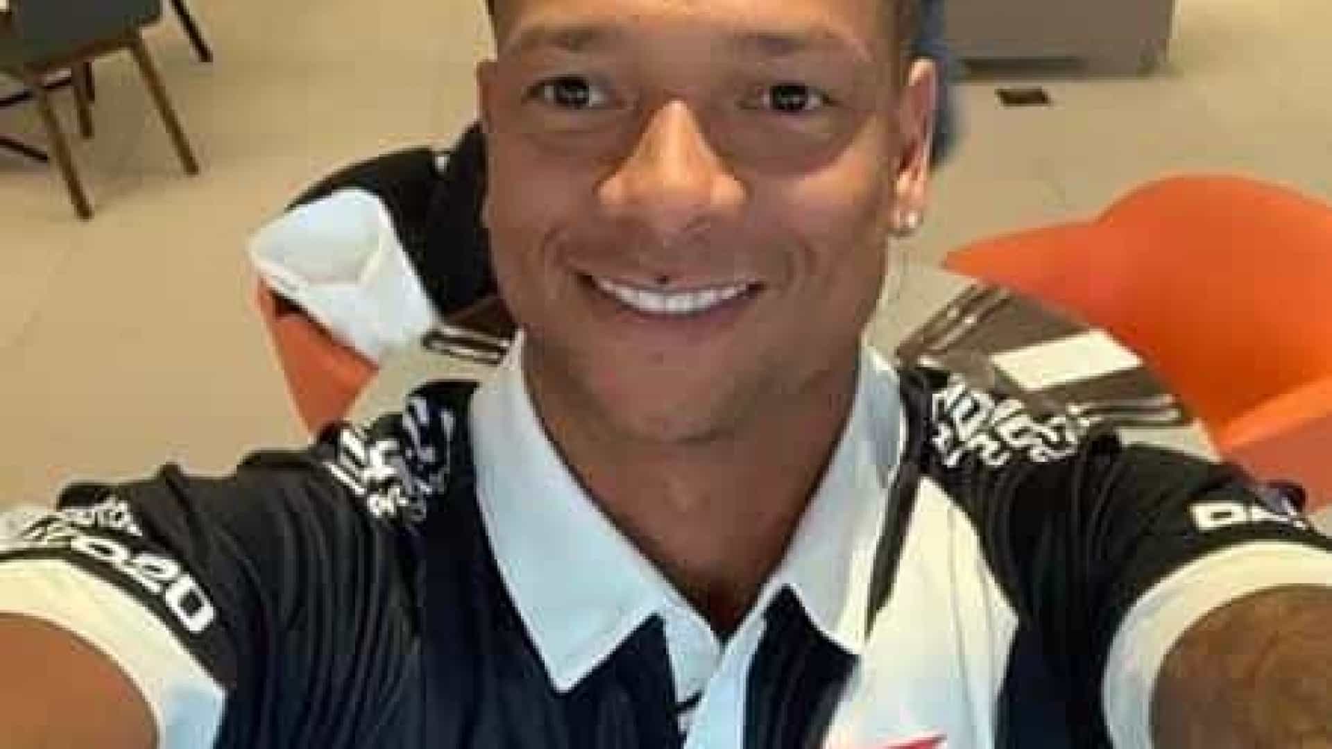 Após noite de vitória, Vasco apresenta oficialmente Fredy Guarín