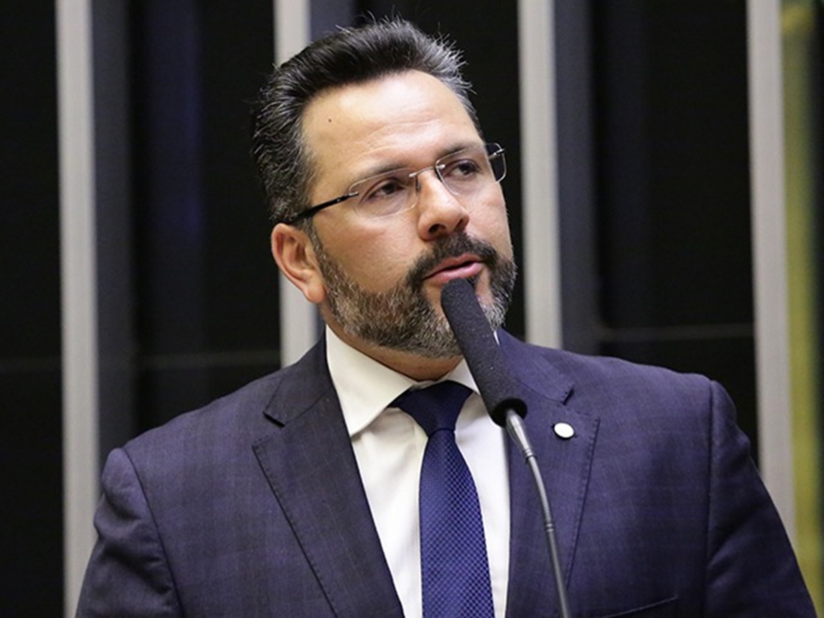 Alan Rick desmente acusações e diz que jamais se beneficiou de verbas irregulares