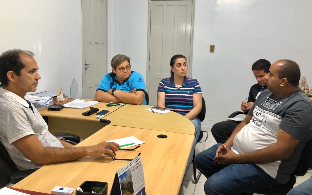 Prefeitura de Cruzeiro do Sul traça estratégias para intensificar o combate à dengue