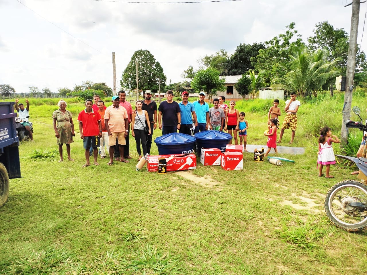 Prefeitura de Cruzeiro do Sul realiza nova entrega de equipamento agrícolas aos produtores