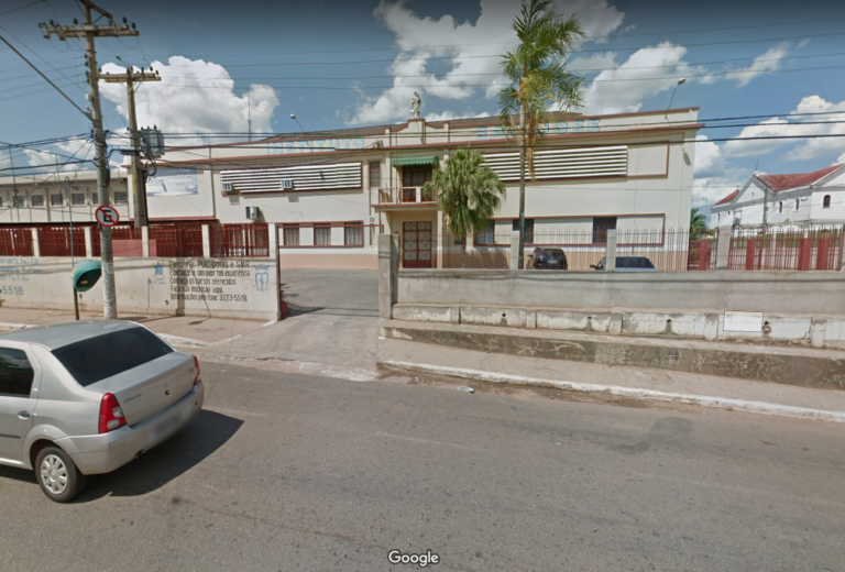 URGENTE: atirador invade Instituto São José e troca tiros com vigilante