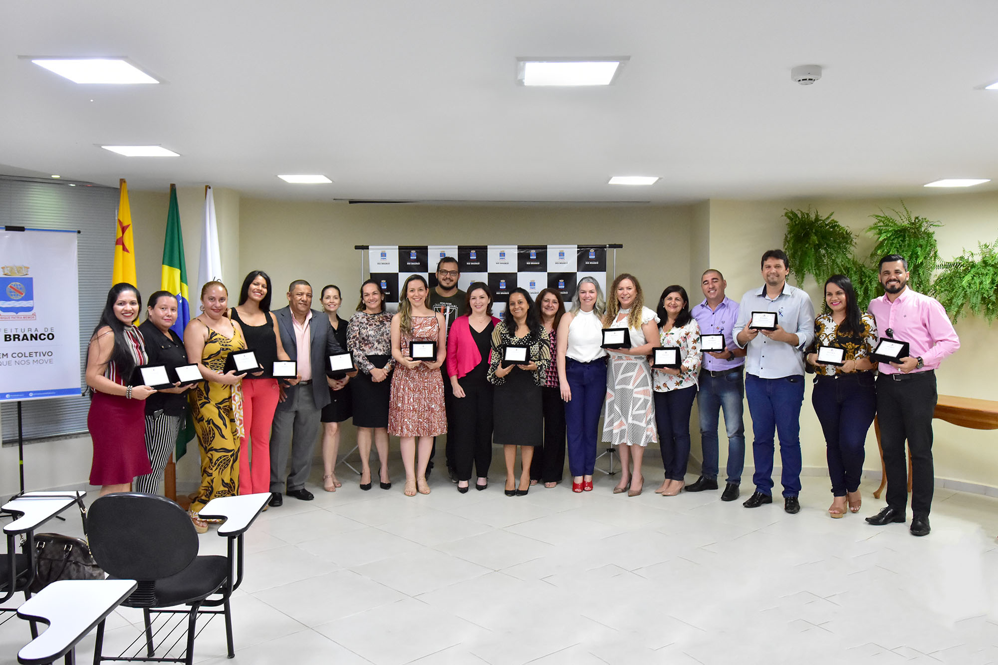 Socorro Neri reconhece conselheiros tutelares por serviços prestados à população