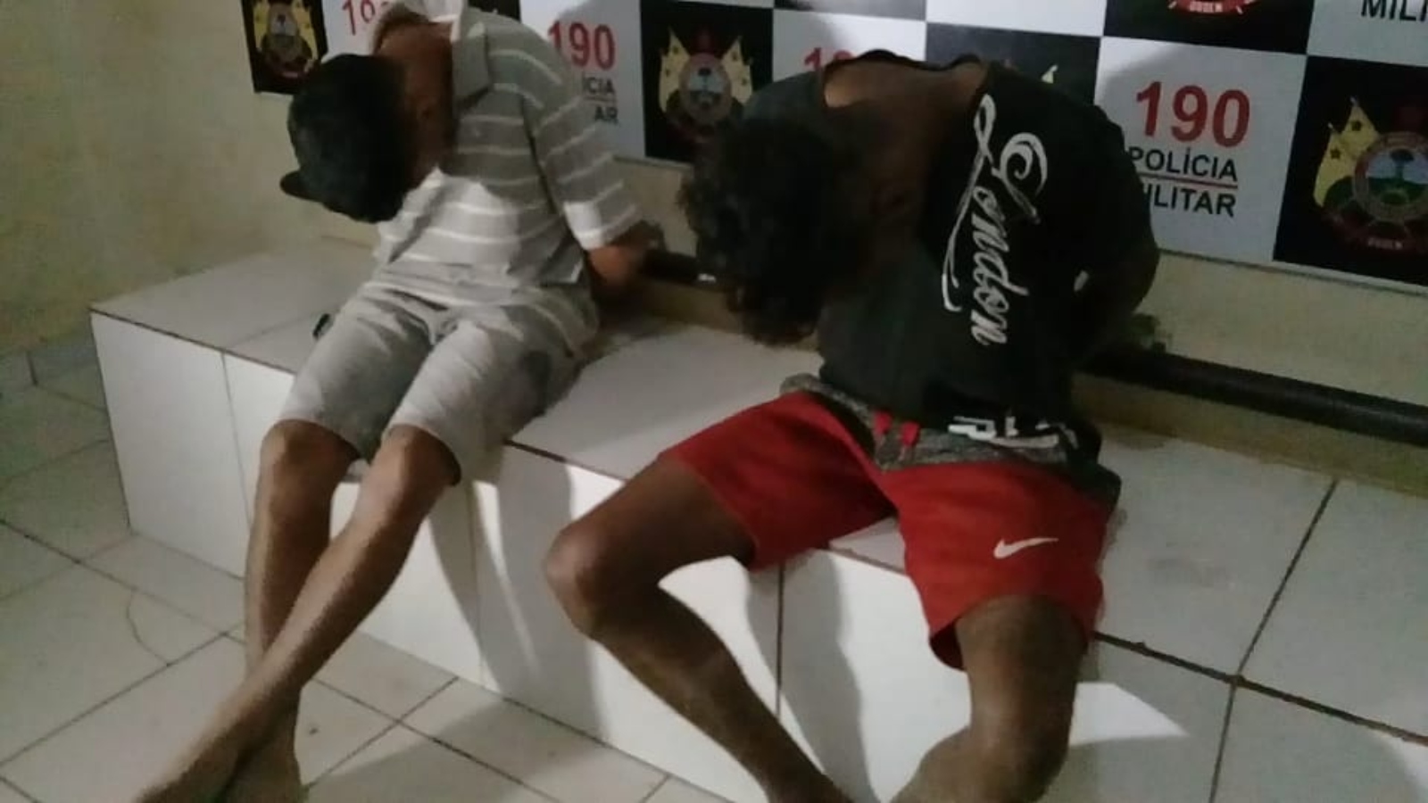 Família é feita refém por duas horas e bandidos fazem ‘o limpa’ em residência