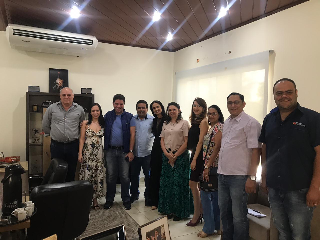 Sincon agradece Gladson por decreto que estimula compra de produtos da indústria local