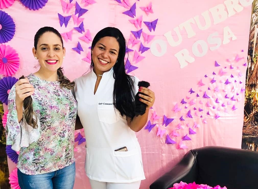 Após doações, FAAO entrega cabelos e lenços para mulheres com câncer no Acre