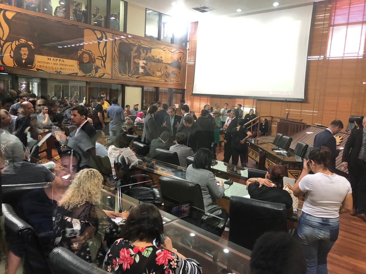 Manifestantes serão ouvidos em audiência pública; reforma será votada nesta quarta