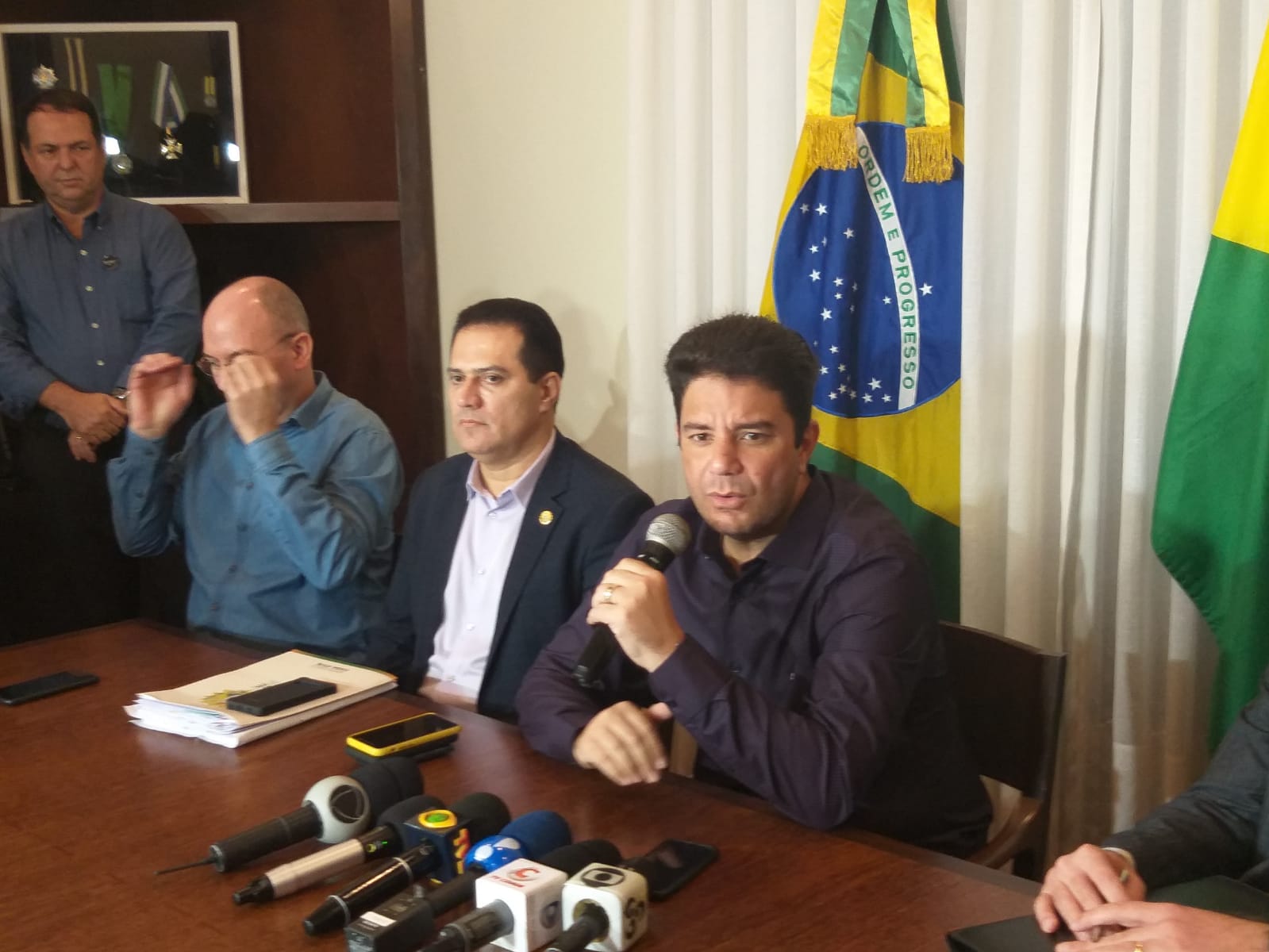 Cameli adota mais de mil cartinhas da campanha “Papai Noel dos Correios”