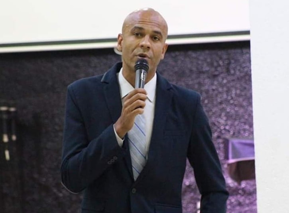 Aposentado, Alex Silva rejeita convite para ser dirigente e roda o Brasil como pastor