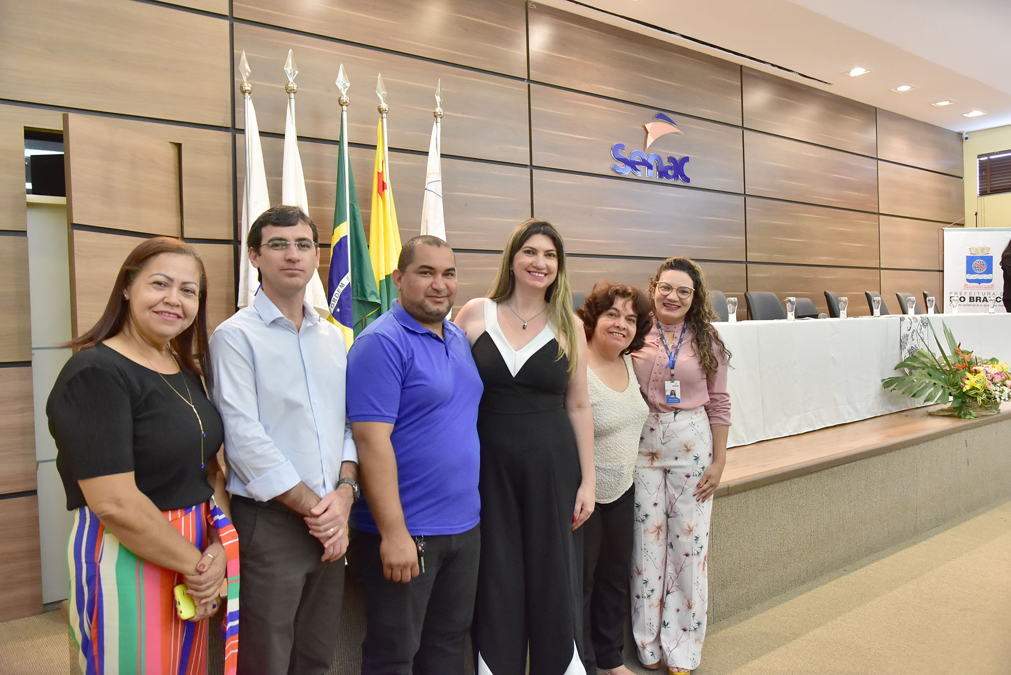 Prefeitura e Senac entregam certificados de qualificação profissional em áreas diversas