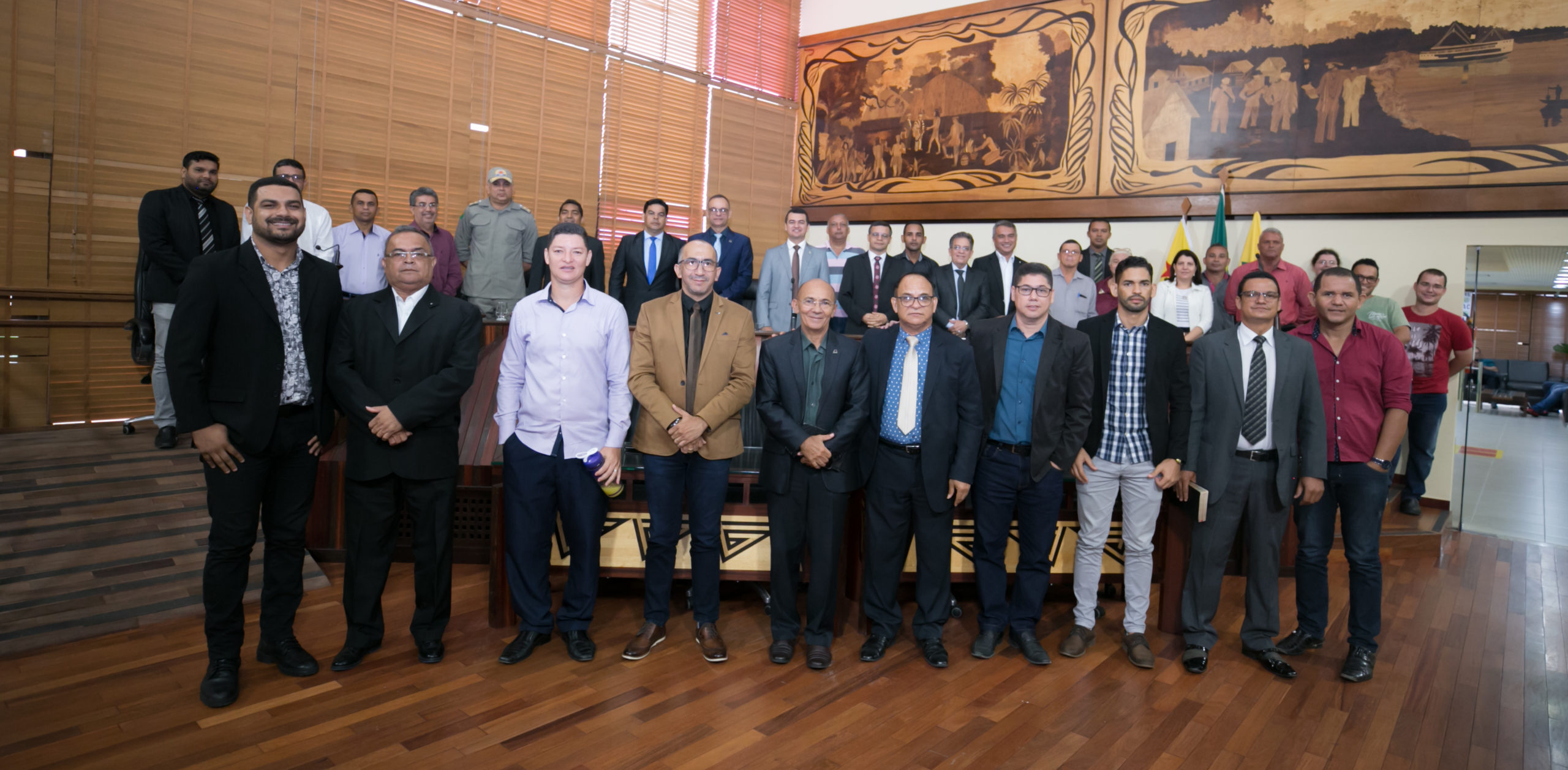 Aleac realiza sessão solene em alusão ao Dia da Bíblia